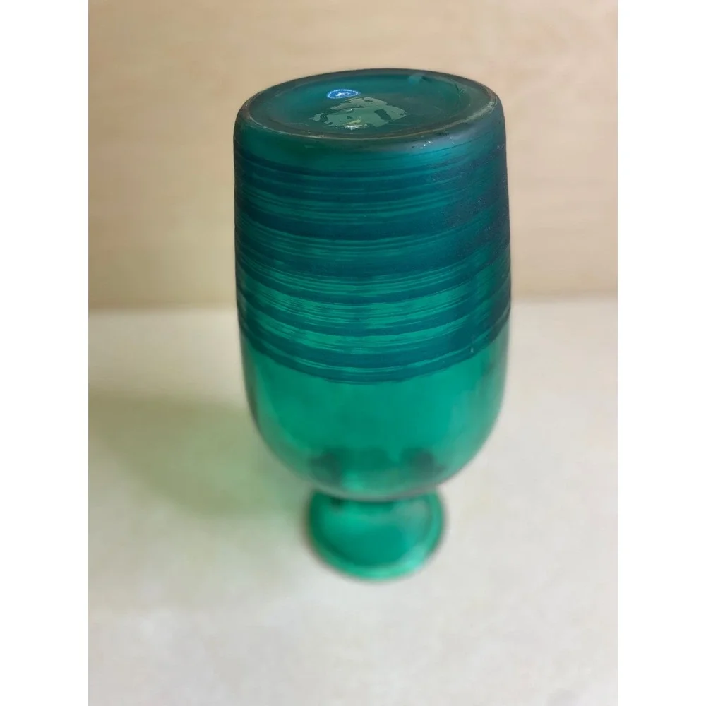 Beautiful Large Glass‎ Vase Emerald Green Hand Blown Made in Spain 12in Decorate